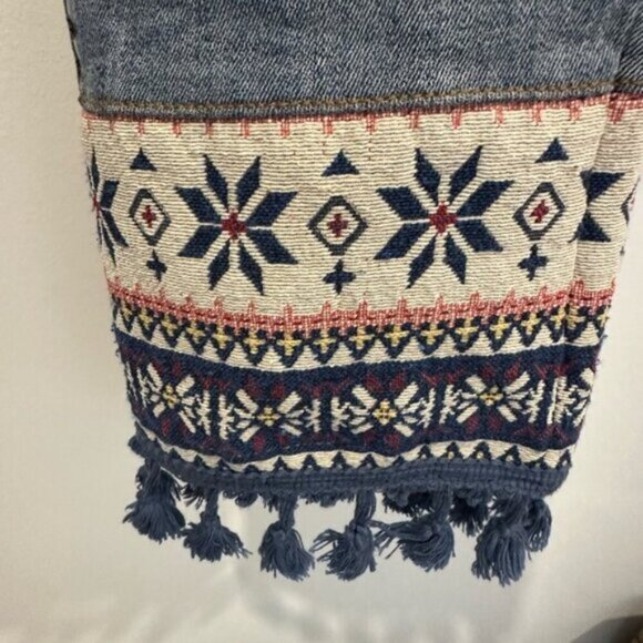 LIKE NEW- DRIFTWOOD COLETTE TASSEL HEM BOHO JEANS - Picture 3 of 9